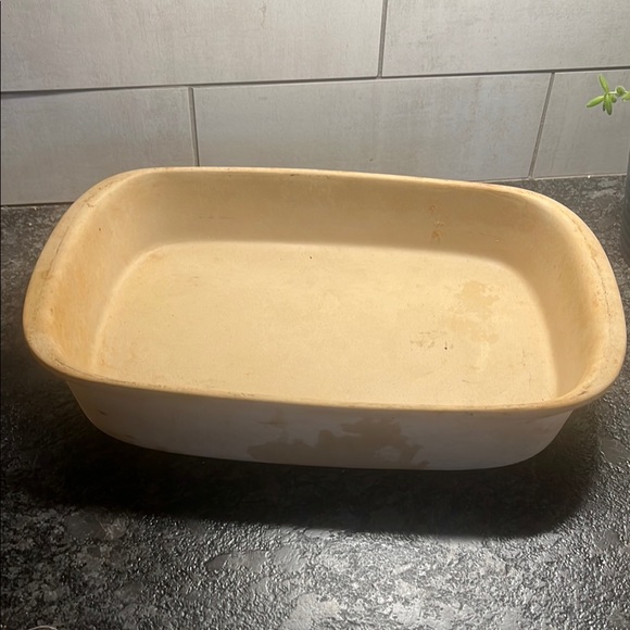 9x13 Pampered Chef Rectangular Cream Stoneware Baking pan. Retired